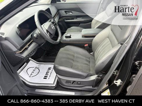 Certified 2024 Nissan Ariya AWD image 11