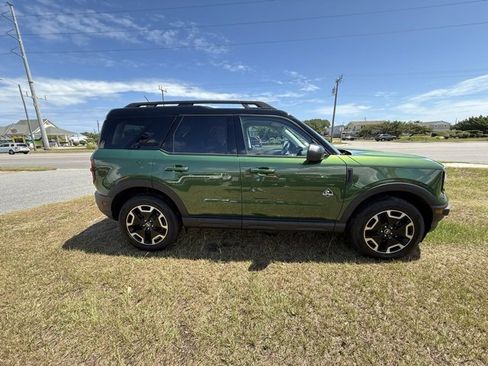 Used 2023 Ford Bronco Sport Outer Banks image 8
