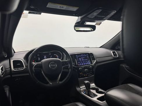 Used 2019 Jeep Grand Cherokee Altitude RWD image 43
