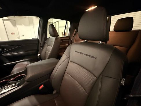 Used 2025 Honda Ridgeline Black Edition image 18
