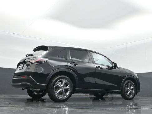 Certified 2026 Honda HR-V LX image 23