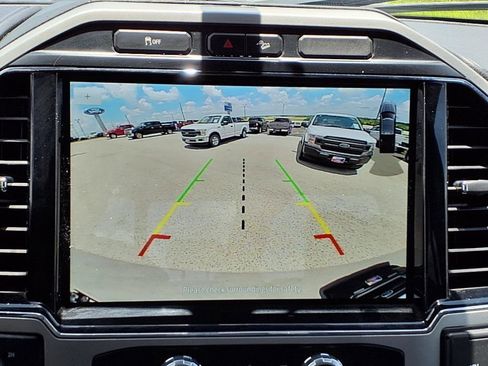 Used 2022 Ford F250 Lariat w/ FX4 Off-Road Package image 35