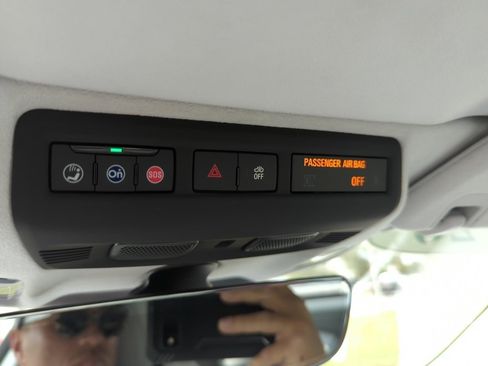 Used 2020 Chevrolet Corvette Stingray Premium Conv w/ 3LT Preferred Equipment Group image 29