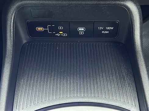 Used 2026 Hyundai Kona SE FWD image 26