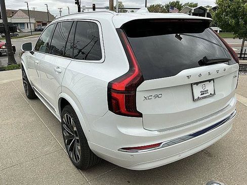 New 2026 Volvo XC90 T8 Plus w/ Protection Package AWD/4WD image 10