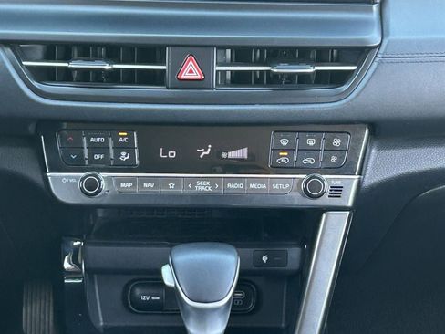 Used 2024 Kia Seltos EX FWD image 21