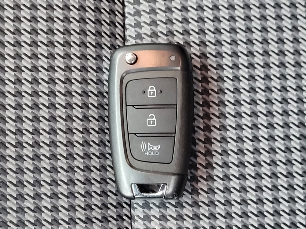 Used 2023 Hyundai Kona SE AWD/4WD image 32