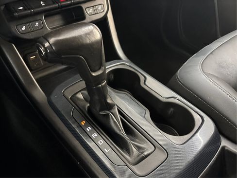 Used 2018 Chevrolet Colorado Z71 image 46