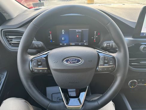 New 2026 Ford Escape Active w/ Cold Weather Package AWD/4WD image 10