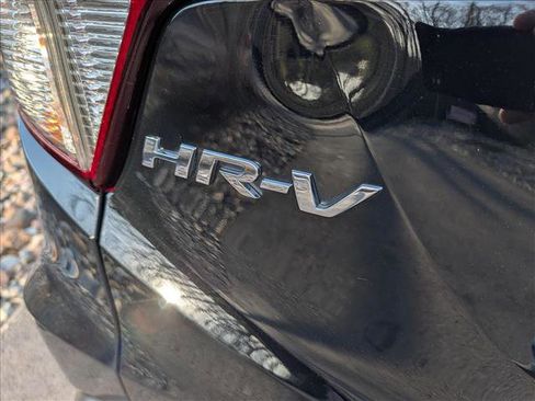 Used 2021 Honda HR-V LX image 17