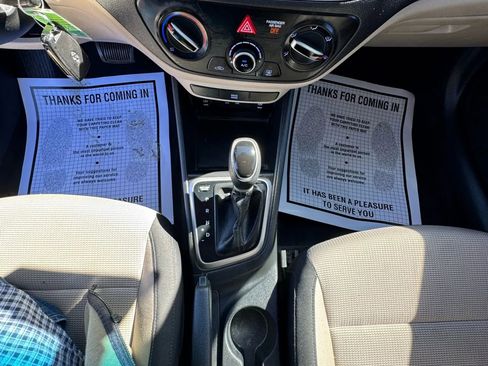 Used 2022 Hyundai Accent SE image 18