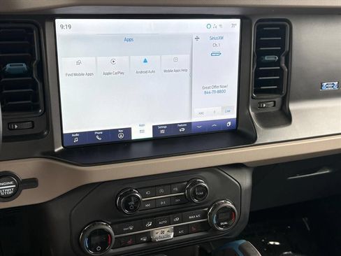 Used 2023 Ford Bronco Wildtrak AWD/4WD image 13