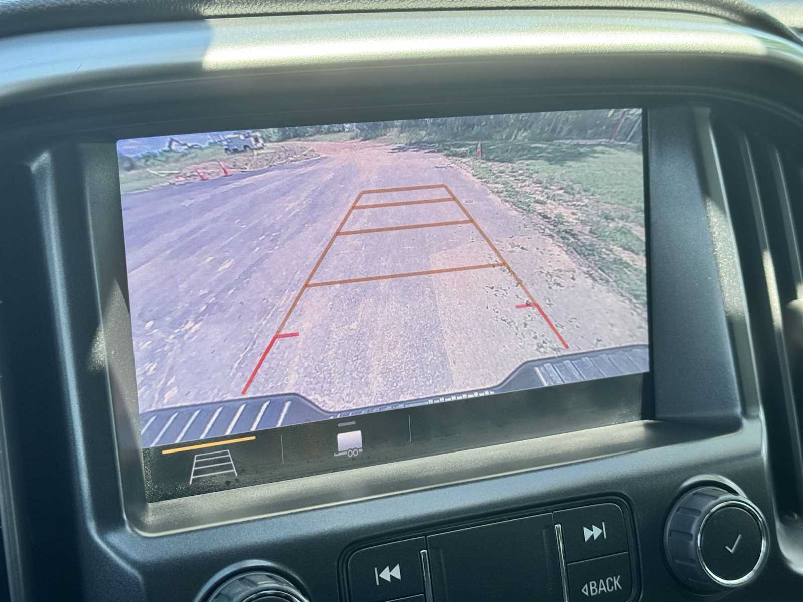 Used 2022 Chevrolet Colorado ZR2 AWD/4WD image 17