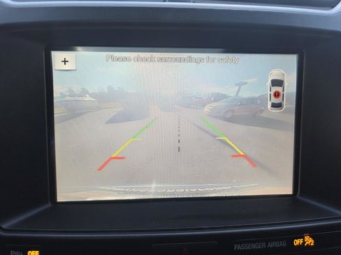 Used 2018 Ford Explorer XLT w/ Equipment Group 202A image 18