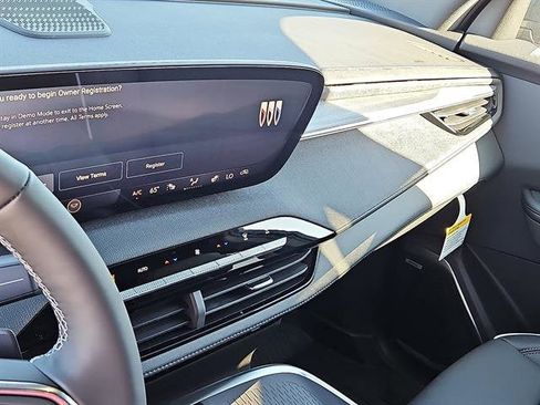 New 2026 Buick Enclave Preferred w/ Power Package image 19