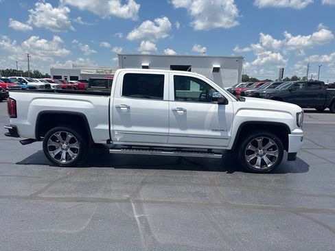 Used 2018 GMC Sierra 1500 Denali AWD/4WD image 10