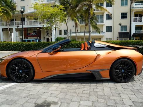 Used 2019 BMW i8 Roadster AWD/4WD image 15