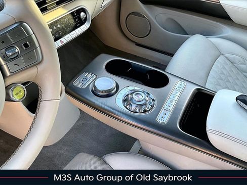 Used 2023 Genesis GV60 Performance image 18