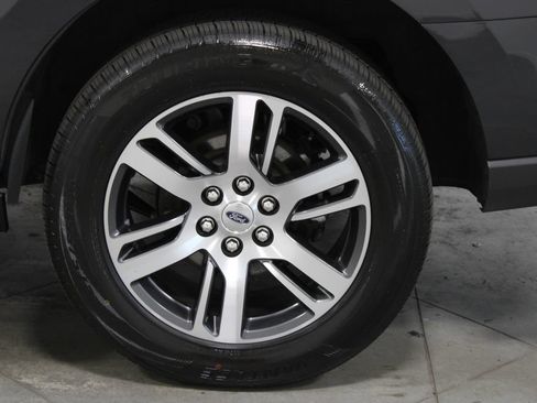 Used 2024 Ford Expedition Limited RWD image 18