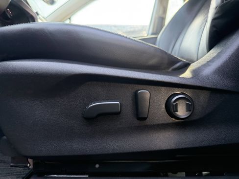 Used 2021 Subaru Ascent Touring w/ Popular Package #2A image 21