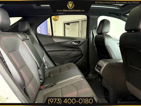 Used 2022 Chevrolet Equinox RS w/ Infotainment Package image 23