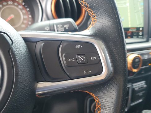Used 2021 Jeep Gladiator Mojave AWD/4WD image 25