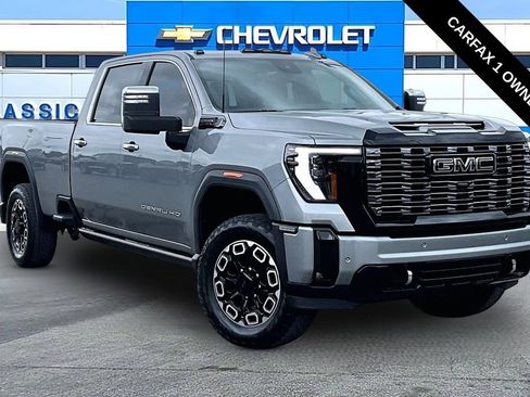 Used 2025 GMC Sierra 3500 Denali Ultimate AWD/4WD image 1