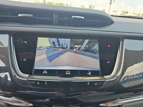 Used 2025 Cadillac XT6 Sport w/ LPO, Floor Liner Package image 24