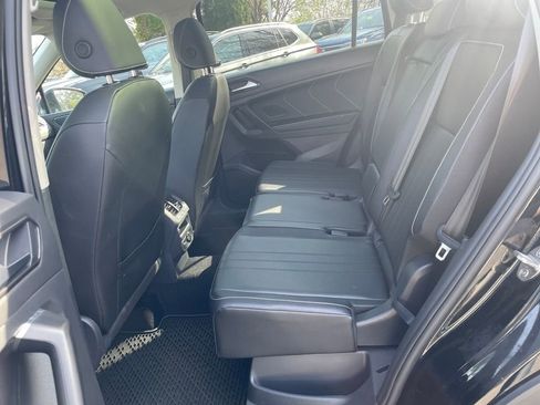 Certified 2022 Volkswagen Tiguan SE AWD/4WD image 30