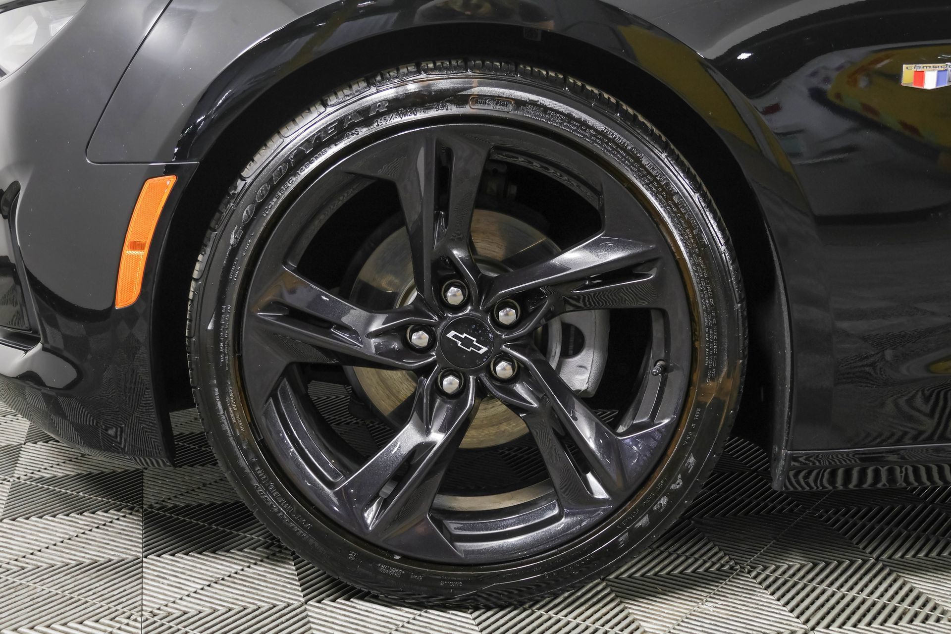 Used 2023 Chevrolet Camaro LT RWD image 19