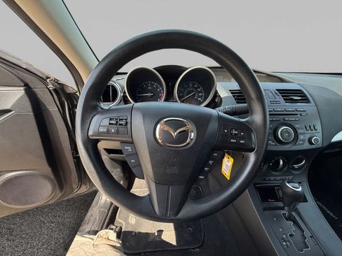 Used 2013 MAZDA MAZDA3 i Sport FWD image 12