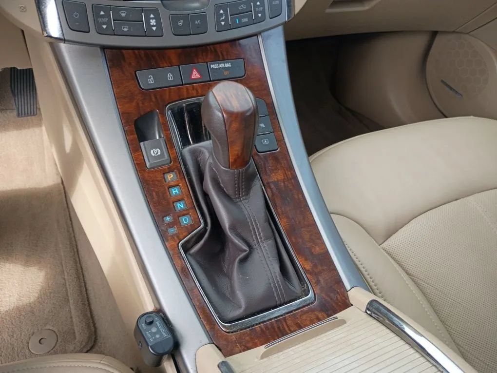 Used 2013 Buick LaCrosse Premium w/ Driver Confidence Package FWD image 13