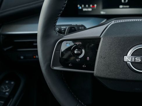 New 2025 Nissan Murano SL image 21