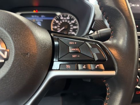 Used 2023 Nissan Altima 2.5 SR w/ SR Premium Package image 18