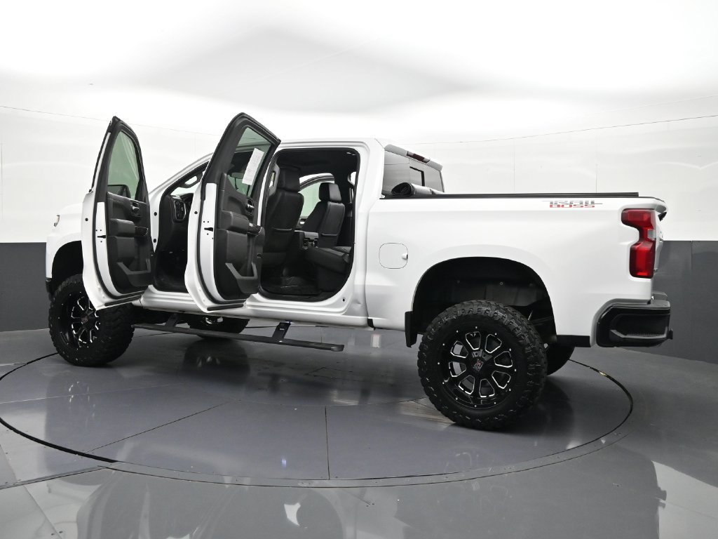 Used 2019 Chevrolet Silverado 1500 LT Trail Boss AWD/4WD image 41
