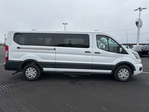 Used 2023 Ford Transit 350 XLT image 9