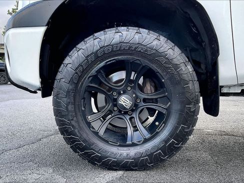 Used 2013 Toyota Tundra 2WD Double Cab w/ Tow Pkg image 8