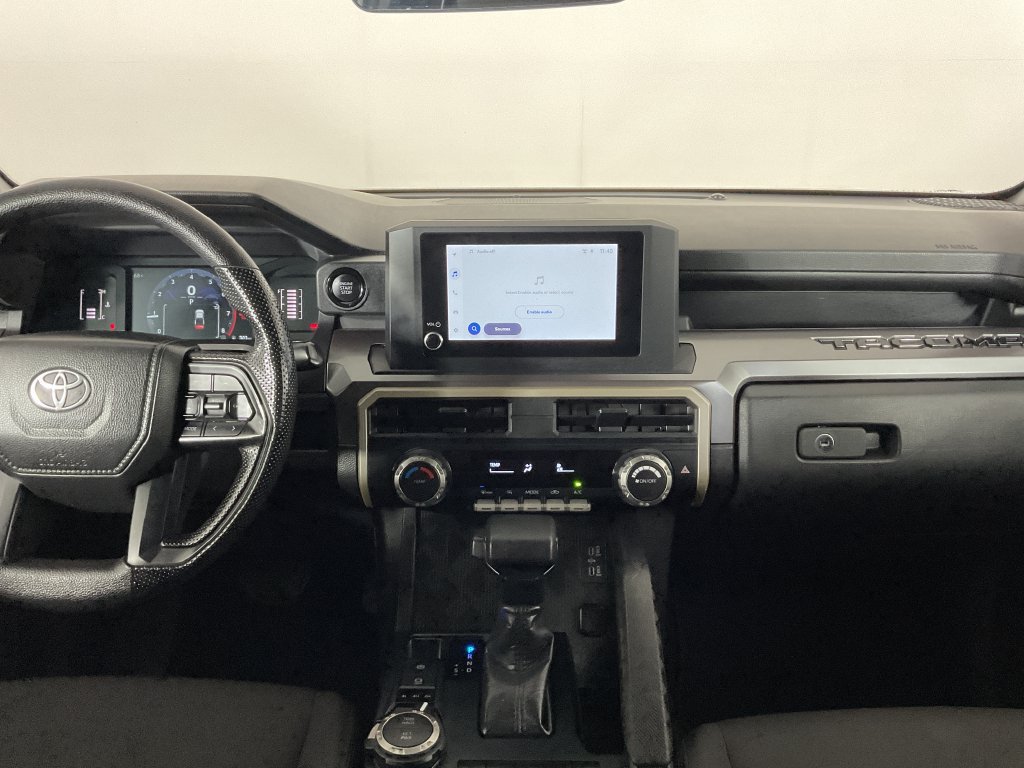 Used 2025 Toyota Tacoma SR5 AWD/4WD image 15