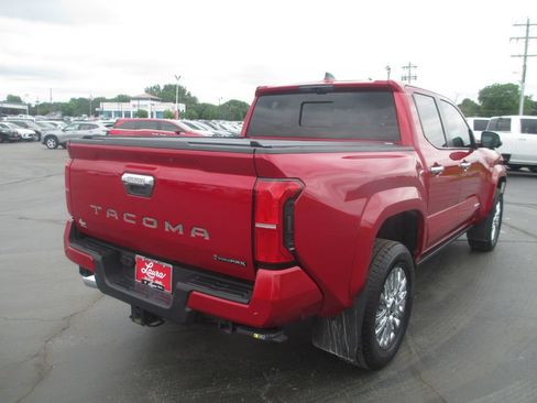 Used 2024 Toyota Tacoma Limited AWD/4WD image 5