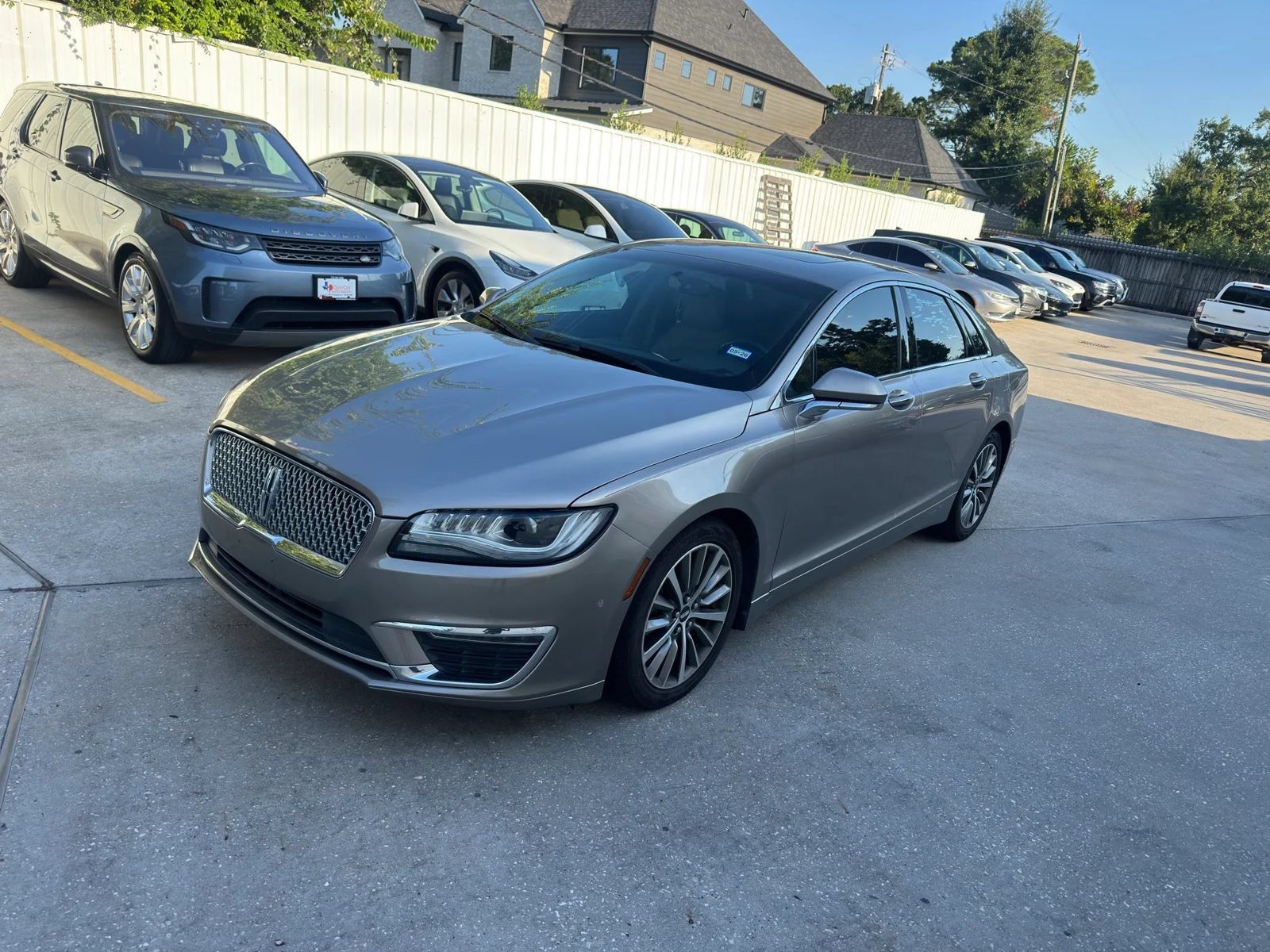 Used 2018 Lincoln MKZ Select w/ Select Plus Package FWD image 3