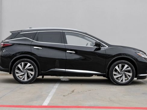 Used 2019 Nissan Murano SL image 3