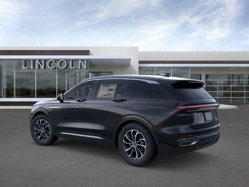 New 2026 Lincoln Nautilus Premier image 4