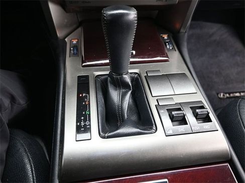 Used 2016 Lexus GX 460 image 16