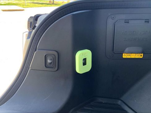 Used 2023 Ford F150 Lightning Lariat w/ Equipment Group 511A High AWD/4WD image 31