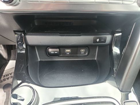 Certified 2024 Kia Seltos EX AWD/4WD image 21