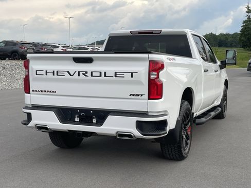 Used 2024 Chevrolet Silverado 1500 RST w/ Redline Edition AWD/4WD image 3