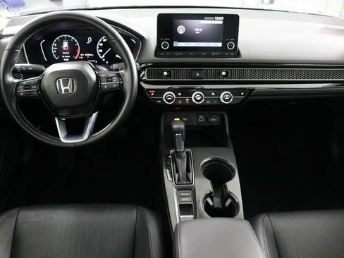 Used 2024 Honda Civic EX-L image 2