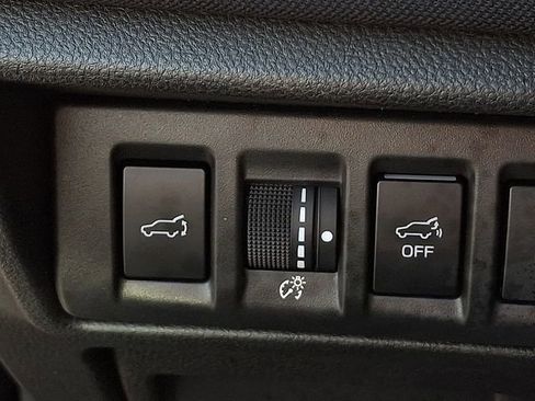 Certified 2025 Subaru Outback Premium image 27