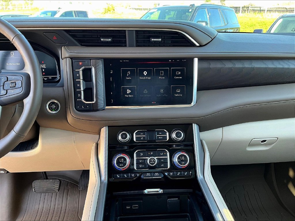 Used 2023 GMC Yukon Denali w/ Max Trailering Package AWD/4WD image 17