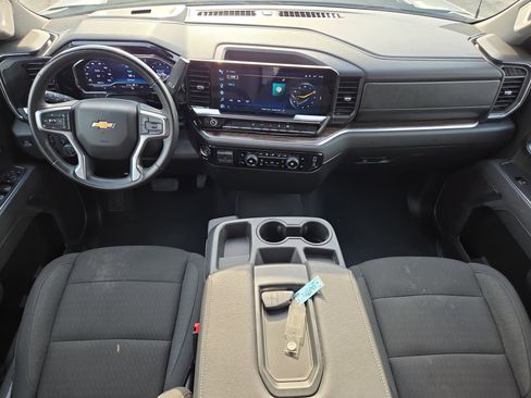 Used 2025 Chevrolet Silverado 2500 LT w/ Convenience Package AWD/4WD image 20